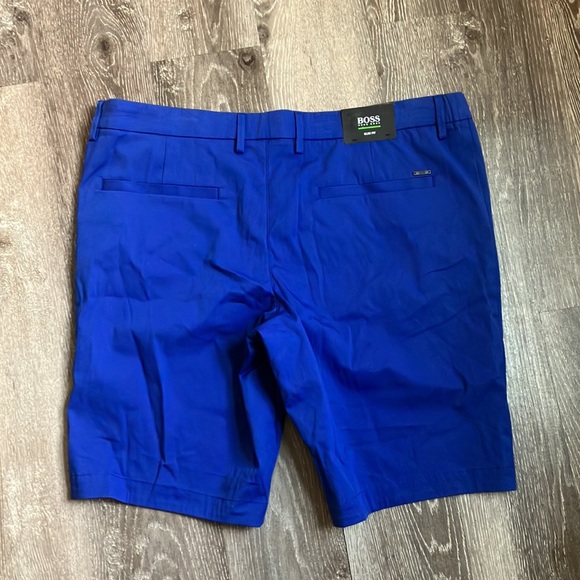 Hugo Boss - Picture 2 of 11